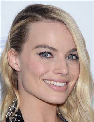 Margot Robbie Poster 3039348