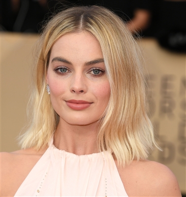 Margot Robbie Poster 3039412