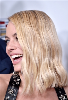 Margot Robbie Poster 3039418
