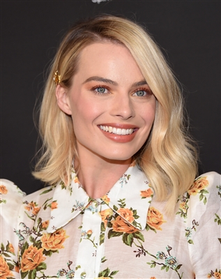 Margot Robbie Poster 3039495