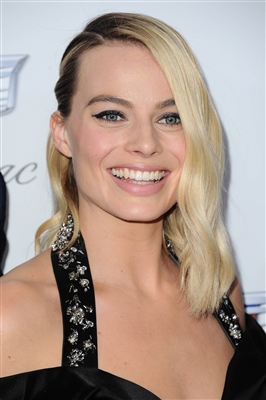 Margot Robbie Poster 3039496