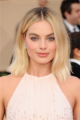 Margot Robbie Poster 3039514