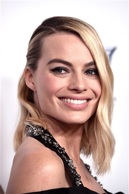 Margot Robbie Poster 3039654