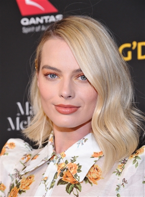 Margot Robbie Poster 3039717