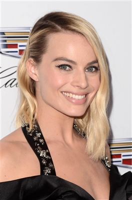 Margot Robbie Poster 3039733