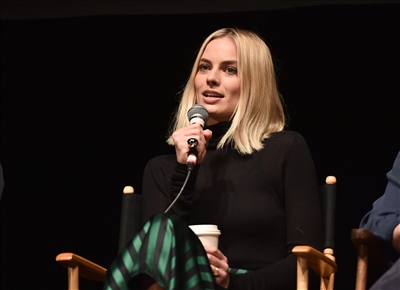 Margot Robbie Poster 3039734