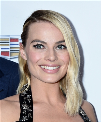 Margot Robbie Poster 3039769
