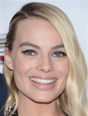 Margot Robbie Poster 3039810