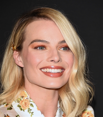 Margot Robbie Poster 3039825