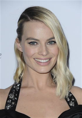 Margot Robbie Poster 3039877