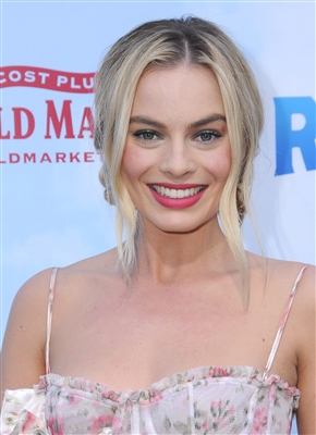 Margot Robbie Poster 3039904
