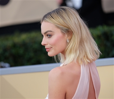Margot Robbie Poster 3039939