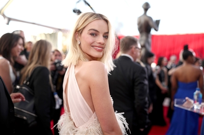Margot Robbie Poster 3040013