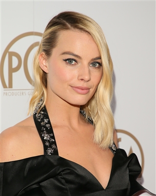 Margot Robbie Poster 3040016