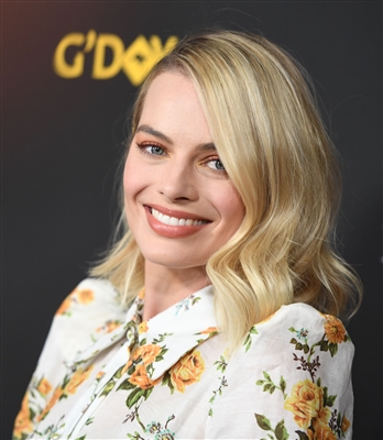 Margot Robbie Poster 3040024