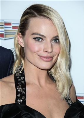 Margot Robbie Poster 3040049
