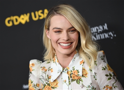 Margot Robbie Poster 3040055