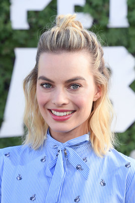 Margot Robbie Poster 3053498