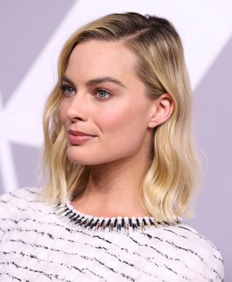 Margot Robbie Poster 3053507