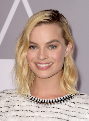Margot Robbie Poster 3053514