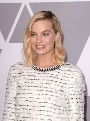 Margot Robbie Poster 3053543