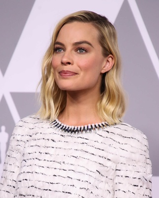 Margot Robbie Poster 3053602
