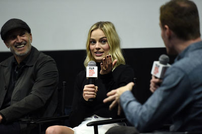 Margot Robbie Poster 3053665