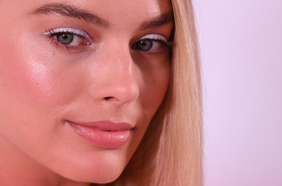 Margot Robbie Poster 3081055