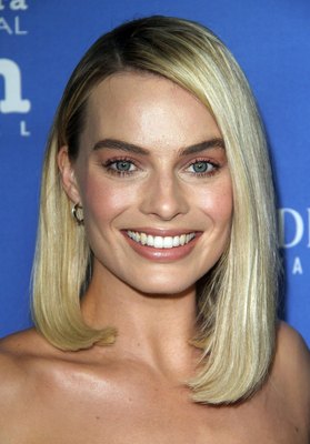 Margot Robbie Poster 3081349