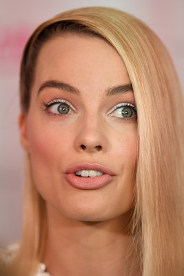 Margot Robbie Poster 3081364