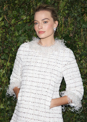Margot Robbie Poster 3081536
