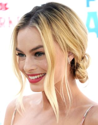 Margot Robbie Poster 3081571