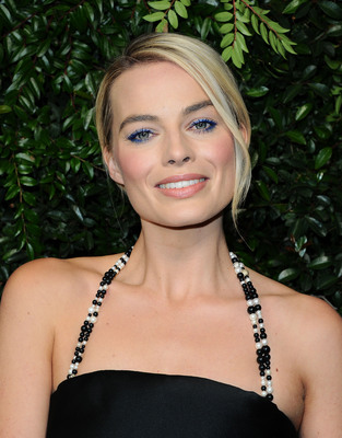 Margot Robbie Poster 3131798