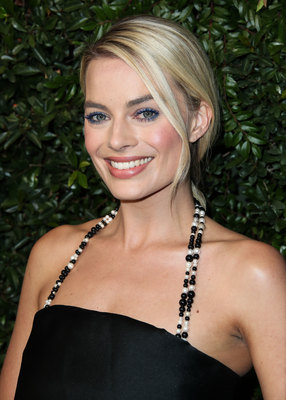 Margot Robbie Poster 3131808
