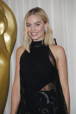 Margot Robbie Poster 3132066