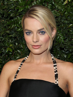Margot Robbie Poster 3132091