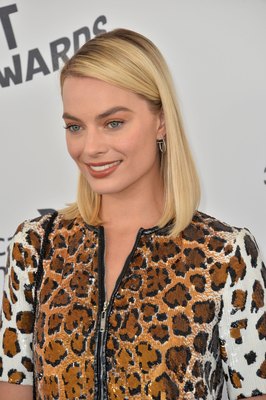 Margot Robbie Poster 3185347