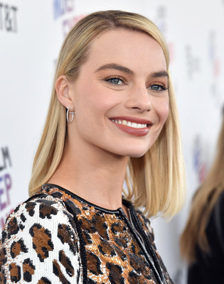 Margot Robbie Poster 3185560