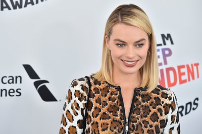 Margot Robbie Poster 3185960