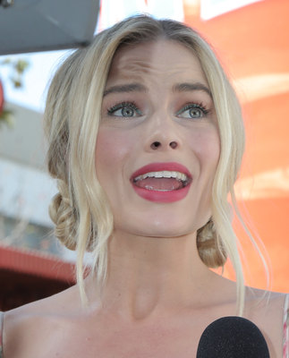 Margot Robbie Poster 3206424