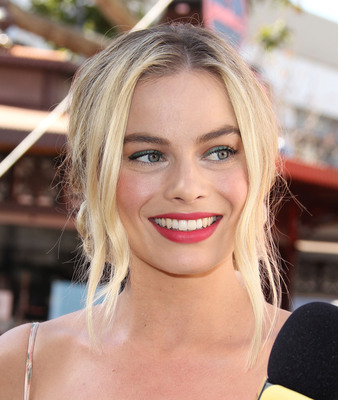 Margot Robbie Poster 3206569