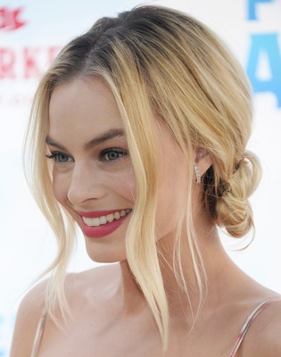 Margot Robbie Poster 3206705