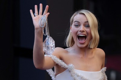 Margot Robbie Poster 3249825