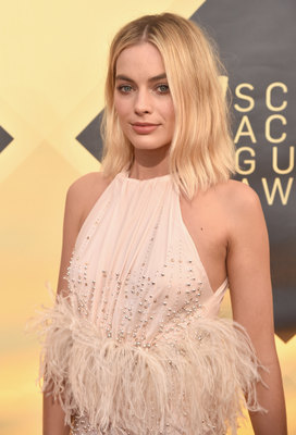 Margot Robbie Poster 3249863