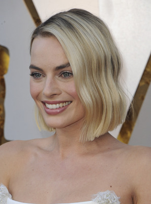 Margot Robbie Poster 3250364
