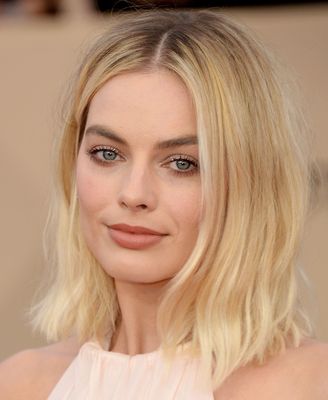 Margot Robbie Poster 3289215