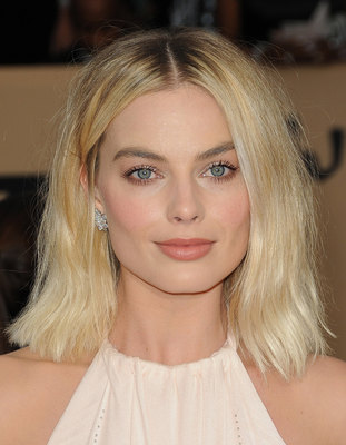 Margot Robbie Poster 3289590