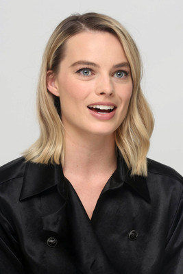 Margot Robbie Poster 3308156