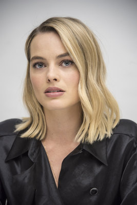 Margot Robbie Poster 3308199