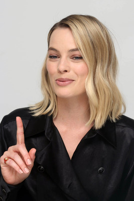 Margot Robbie Poster 3308218